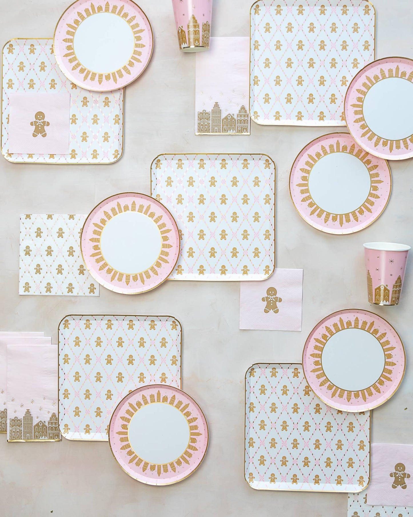 PINK GINGERBREAD CUPS